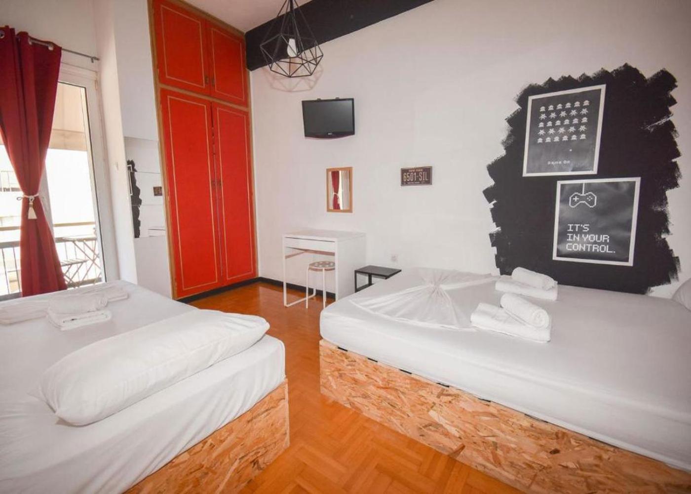 Athens 24-Hours Hostel #Athensairport #Latecheck-In #Privatetransportservice #Groups #Downtown Markópoulon Dış mekan fotoğraf