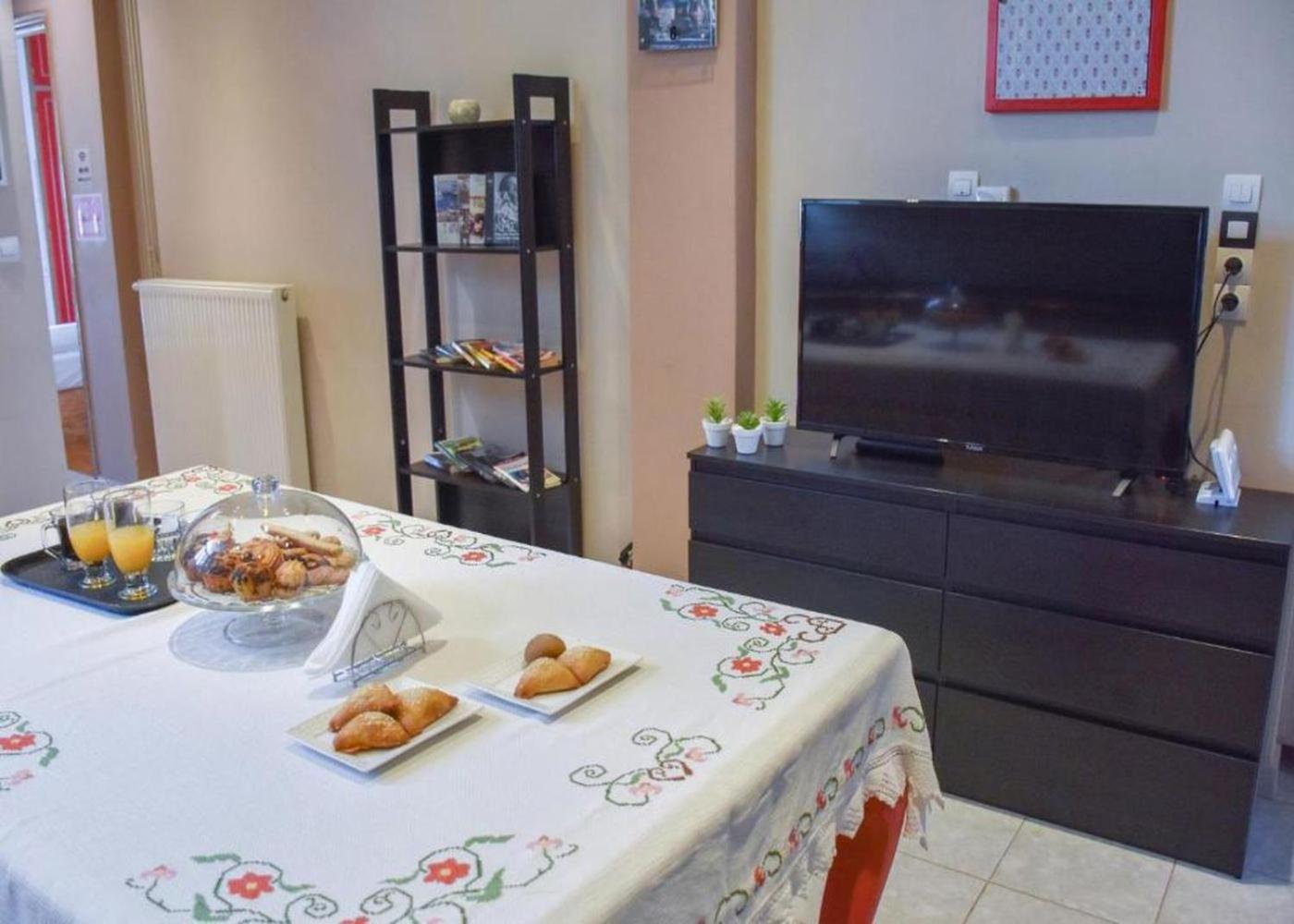 Athens 24-Hours Hostel #Athensairport #Latecheck-In #Privatetransportservice #Groups #Downtown Markópoulon Dış mekan fotoğraf